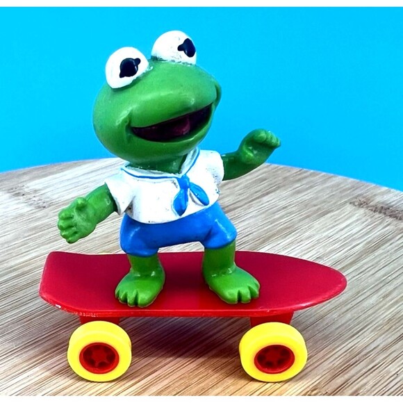 McDonald's Other - McDonald's Vintage 1986 Happy Meal Muppet Babies Kermit on Skateboard
